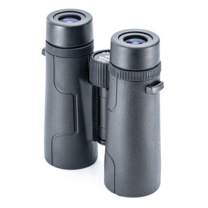Бинокль Vanguard Vesta 8x42 WP