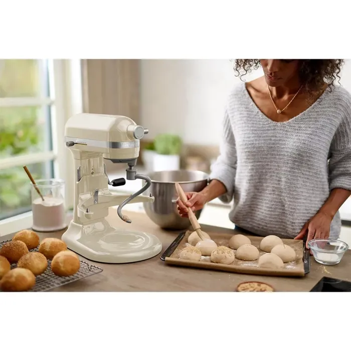Кухонная машина KitchenAid Artisan 5,6л 5KSM60SPXEAC с подъемной чашей кремовый