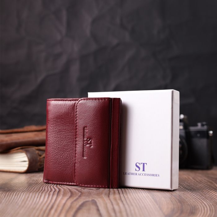 Невеликий жіночий гаманець з монетницею з натуральної шкіри ST Leather 22544 бордовий