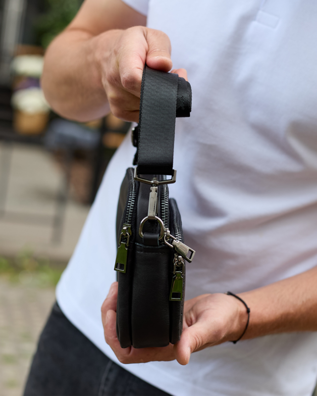 Шкіряна чоловіча сумка 16х23х4 см, барсетка через плече, чорна