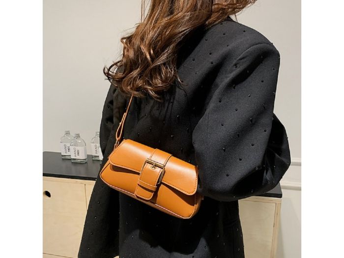 Кросбоди из эко-кожи со стильным замком Lilly P4-1588C коричневый