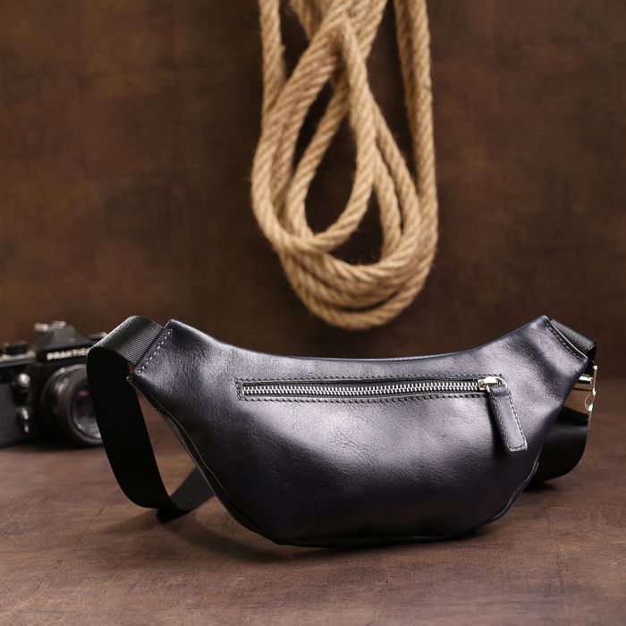 Кожаная бананка унисекс Grande Pelle 11569 черный