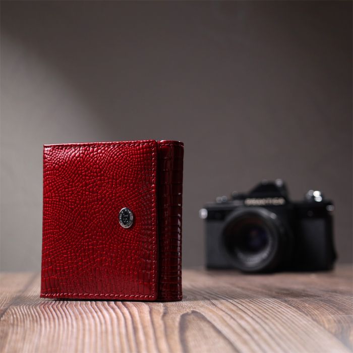 Компактний гаманець для жінок з натуральної шкіри лакованої ST Leather 22687 червоний