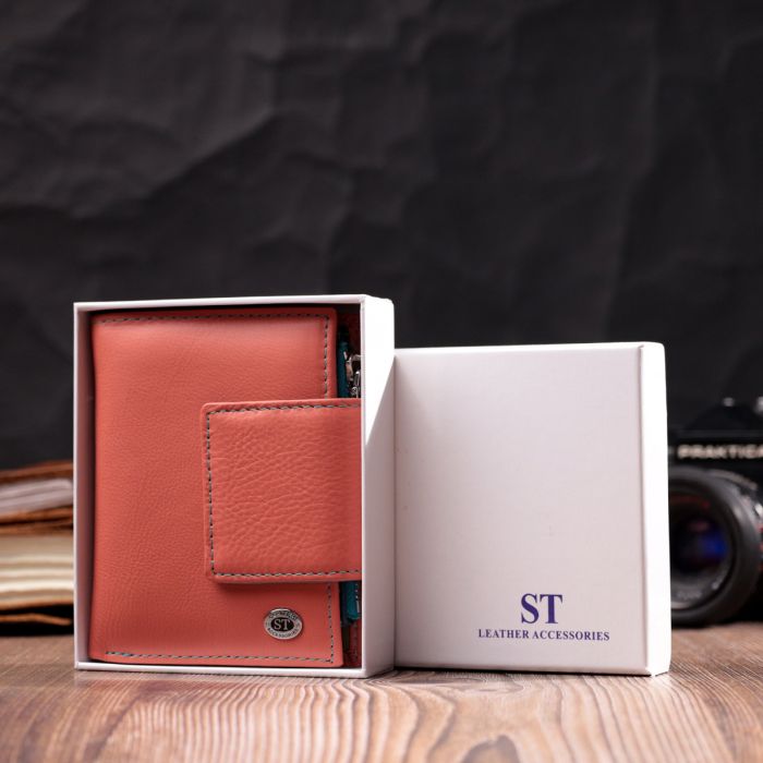 Гаманець з натуральної шкіри для жінок з цікавою монетницею ST Leather 19447 помаранчевий