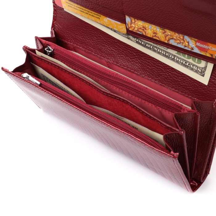 Шкіряний лакований гаманець з блоком для кредитних карток ST Leather 22682 червоний