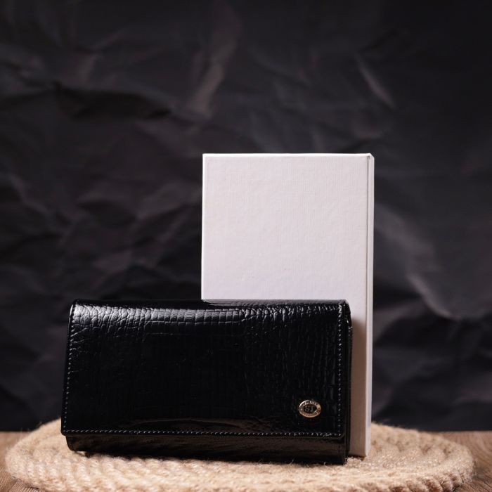 Лаковий жіночий гаманець з візитницею ST Leather 19403 чорний
