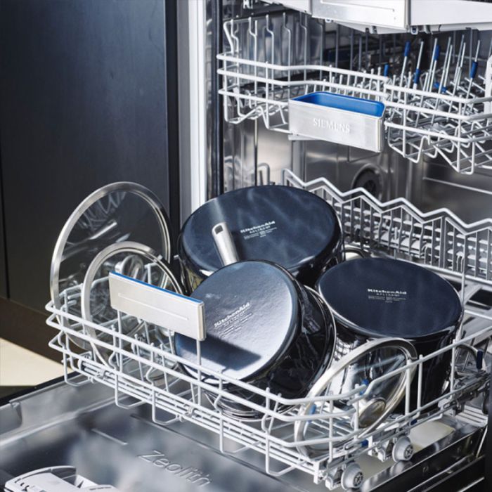 Каструля з кришкою KitchenAid Steel Core, 24 см, 6 л, матовий чорний