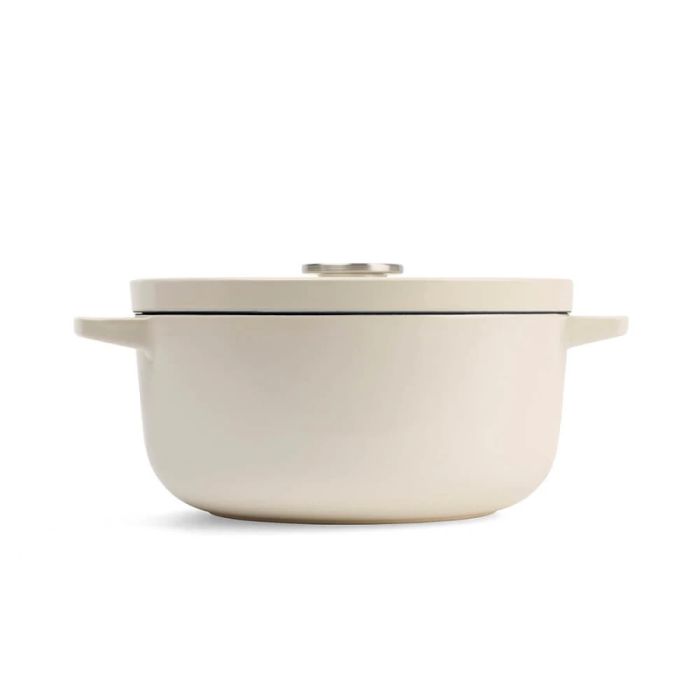 Каструля чавунна з кришкою KitchenAid 22 см 3,3 л колір мигдальний крем (CC006056-001)
