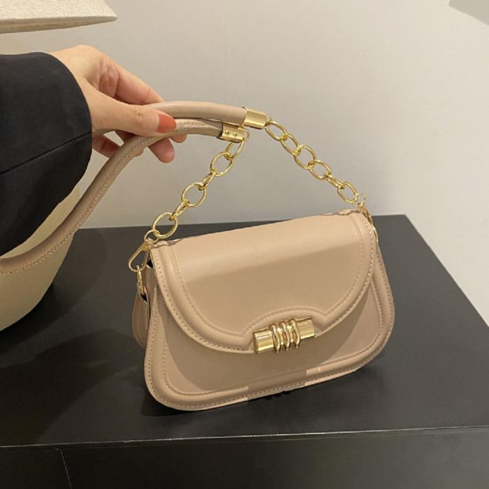Сумочка через плечо каркасная с клапаном Lilly P4-8420B беж