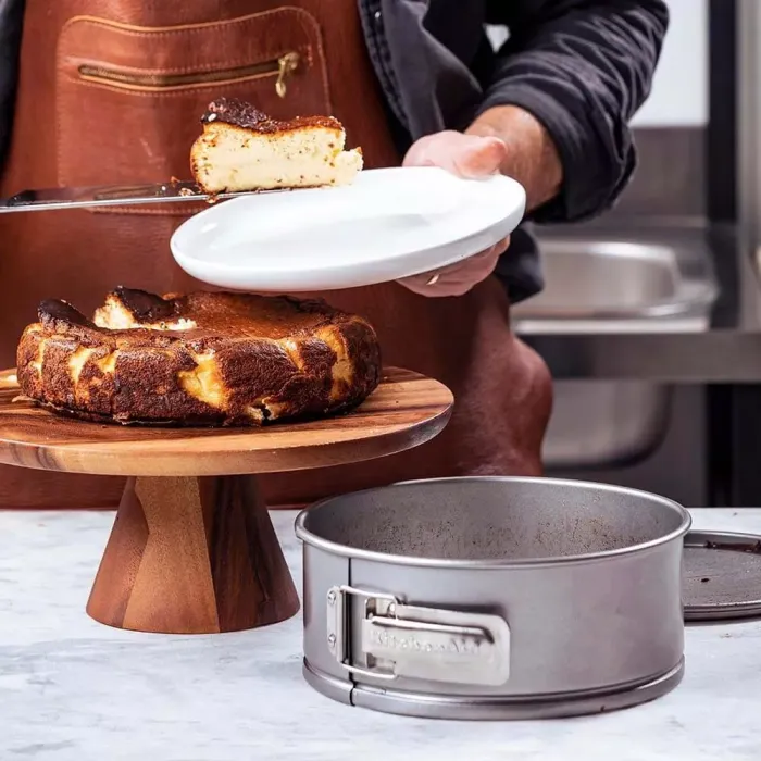 Форма для выпечки KitchenAid d20 см разъемная (CC006069-001)