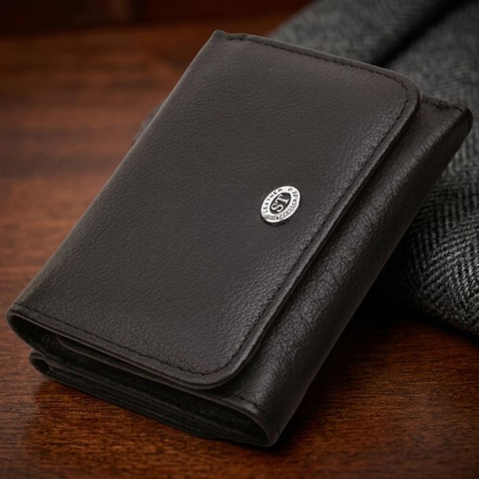 Гаманець для жінок з натуральної шкіри горизонтального формату ST Leather 22722 чорний