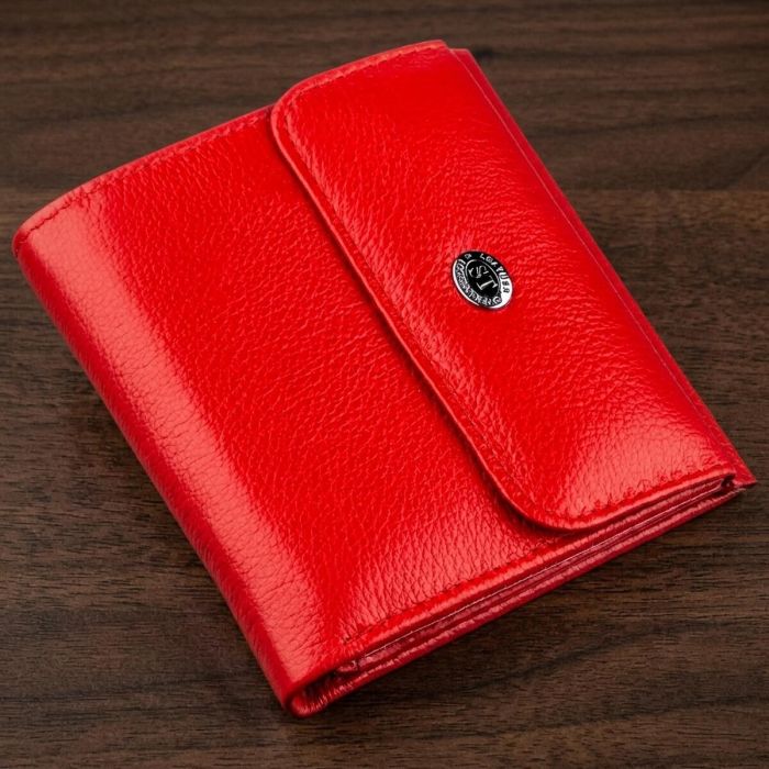 Портмоне для жінок із монетницею ST Leather 18918 червоний
