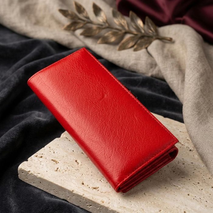 Жіночий гаманець із монетницею на клямці ST Leather 18957 червоний